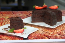 Low carb - nizkosacharidovy sachr dort.jpg